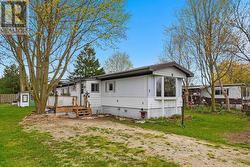 5 TRAILER PARK ROAD  Howick, ON N0G 1V0