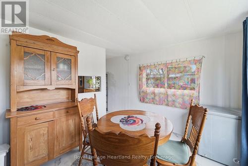 5 Trailer Park Road, Howick, ON 