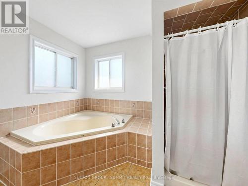 4880 Yorkshire Avenue, Mississauga, ON 