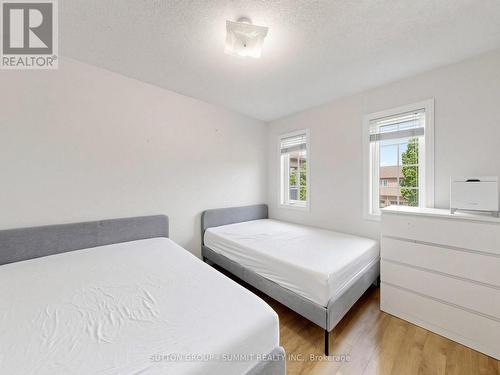4880 Yorkshire Avenue, Mississauga, ON 
