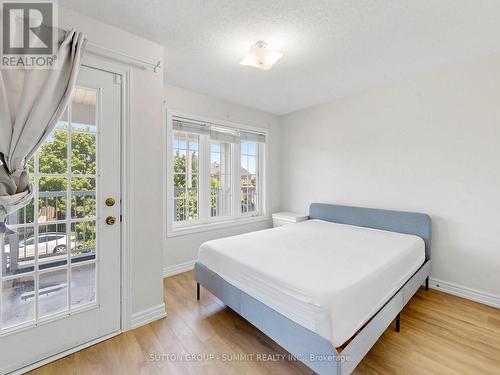 4880 Yorkshire Avenue, Mississauga, ON 