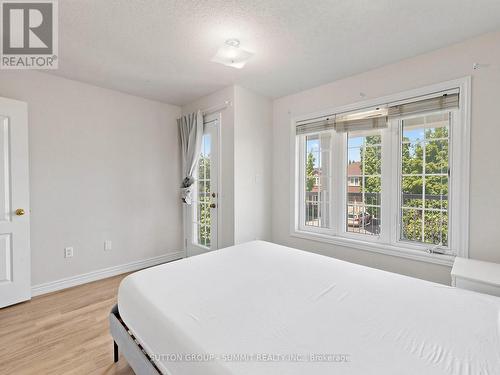 4880 Yorkshire Avenue, Mississauga, ON 