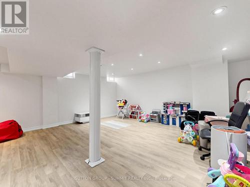 4880 Yorkshire Avenue, Mississauga, ON 