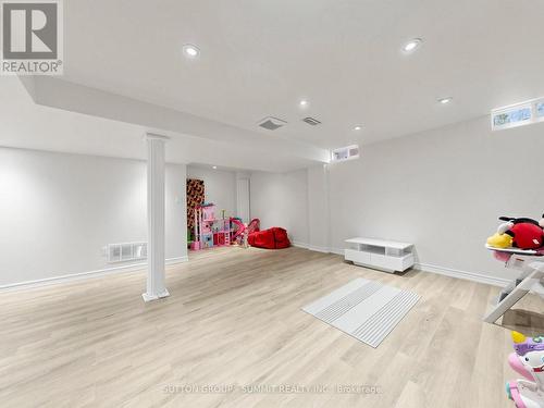 4880 Yorkshire Avenue, Mississauga, ON 
