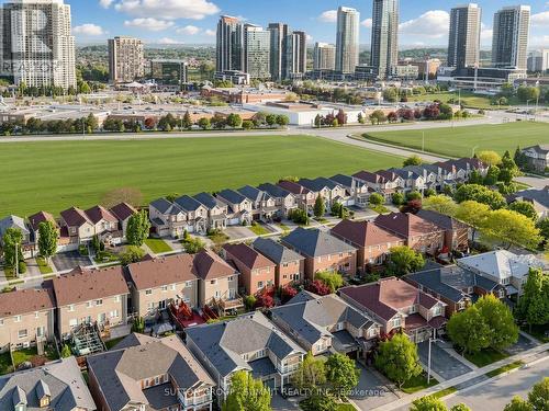 4880 Yorkshire Avenue, Mississauga, ON 