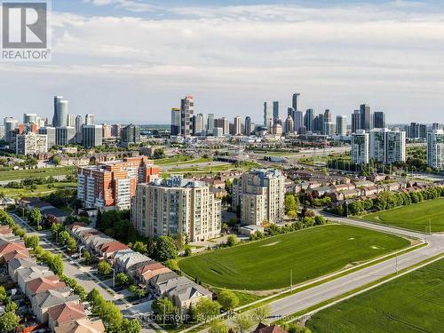 4880 Yorkshire Avenue, Mississauga, ON 