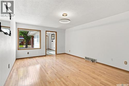 2227 Herman Avenue, Saskatoon, SK 