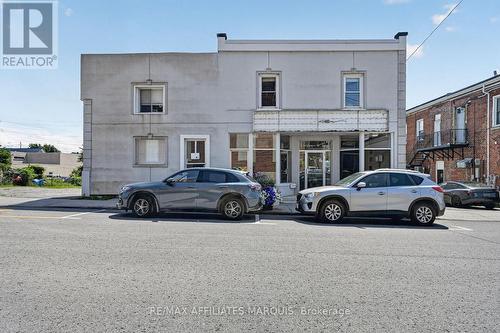 3 WILLIAM STREET E , Smiths Falls, Ontario K7A 1C1 3