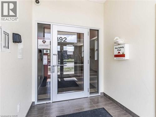 392 ALBERT Street Unit# 304 , Waterloo, Ontario N2L 3V1 5