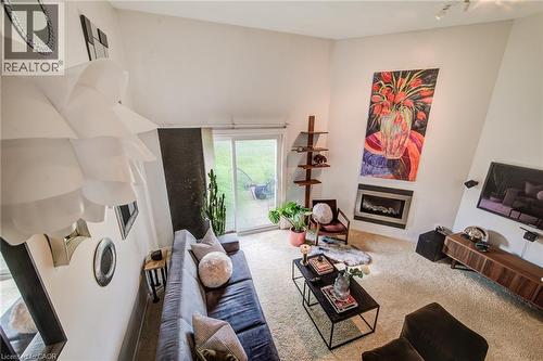 589 BEECHWOOD Drive Unit# 22  Waterloo, ON N2T 2K9