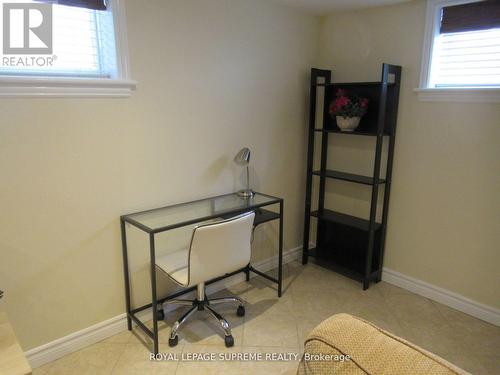 BSMT - 44 WINSTON PARK BOULEVARD , Toronto, Ontario M3K 1B9 5