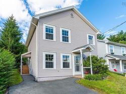 58 Amin Street  Bedford, NS B4A 4B8