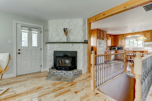 Living Room - 908 Route Morin, Val-David, QC 