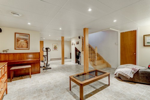 Family Room - 908 Route Morin, Val-David, QC 