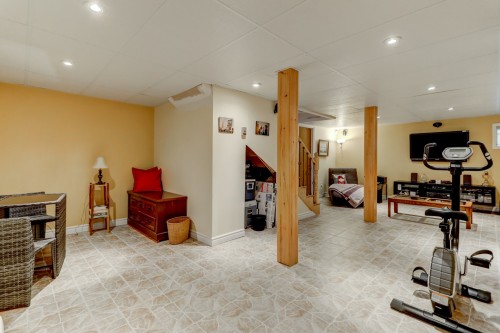 Family Room - 908 Route Morin, Val-David, QC 