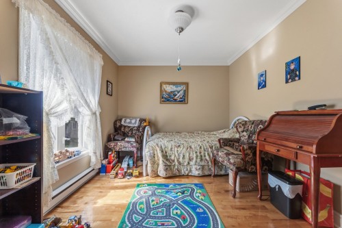 Bedroom - 19 Rue Pierre-Régis, Notre-Dame-Des-Prairies, QC 