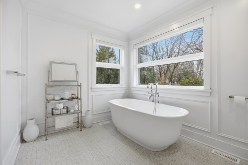 Salle de bains attenante à la CCP - 106 Av. St-Andrew, Beaconsfield, QC 