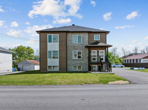 Front of Structure - 768  - 772 Ch. St-Jean, Saint-Paul, QC 