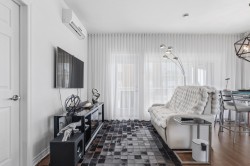 Salon - 