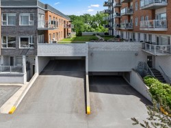 Garage - 