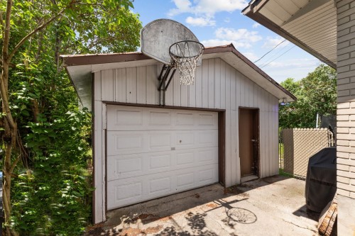 Garage - 124 3E Avenue, Notre-Dame-Des-Prairies, QC 