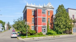 229 Rue St-Joseph  Lévis (Desjardins), QC G6V 1E3