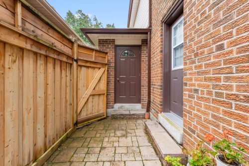 47 Pepper Tree Drive, Toronto, ON 