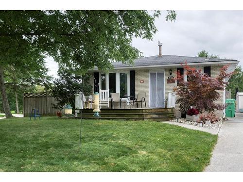 519 OOZLOFFSKY Street  Petrolia, ON N0N 1R0