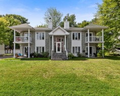 326 Rue Donat-Héneault  Lavaltrie, QC J5T 2J4