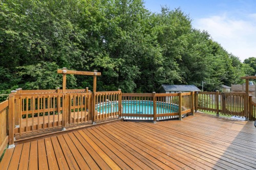 Balcon - 154 Av. Des Pins, Lavaltrie, QC 