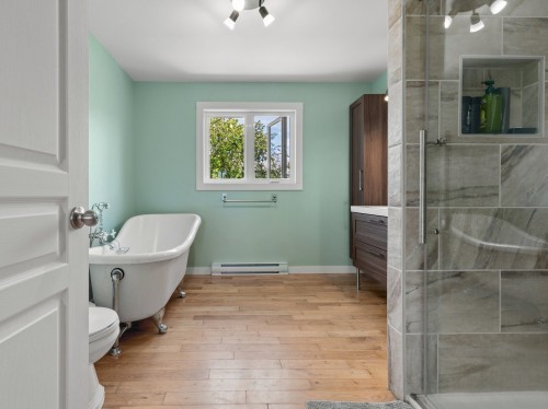 Salle de bains - 1654 Rue Principale, Saint-Cuthbert, QC 