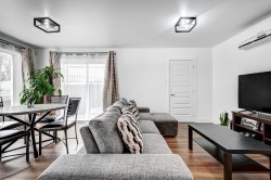 Salon - 