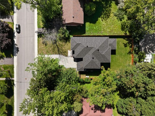 Photo aérienne - 10 Av. Lakeside, Pointe-Claire, QC 