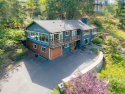 3583 Hammond Bay Rd Nanaimo, BC V9T 1E8