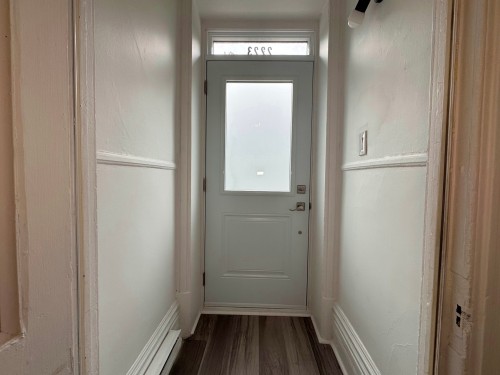 Entry - 2223 Rue St-Jacques, Montréal (Le Sud-Ouest), QC 