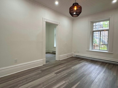 Dining Room - 2223 Rue St-Jacques, Montréal (Le Sud-Ouest), QC 