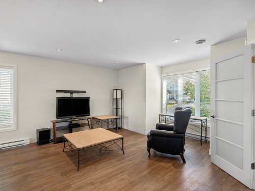 Living Room - 485 Rue St-Alphonse S., Magog, QC 
