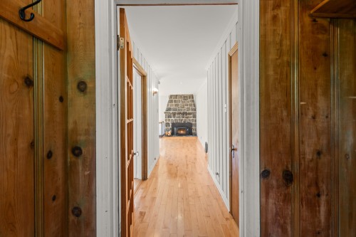 Hall d'entrée/Vestibule - 29 Rue Du Sommet, Sainte-Marguerite-Du-Lac-Masson, QC 