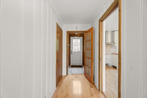 Corridor - 29 Rue Du Sommet, Sainte-Marguerite-Du-Lac-Masson, QC 