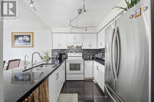 24 - 115 Bristol Road E, Mississauga, ON 