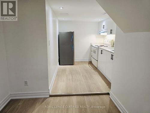 10 Fairleigh Avenue N, Hamilton, ON 