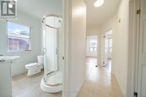 10 Fairleigh Avenue N, Hamilton, ON 