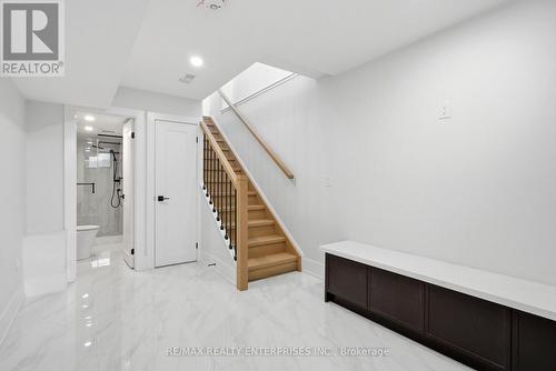 2 - 21 BELMONT STREET S , Toronto, Ontario M5R 1P9 5