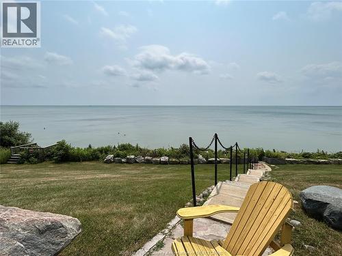 90 HARBOURVIEW , Kingsville, Ontario N9Y 2J2 2