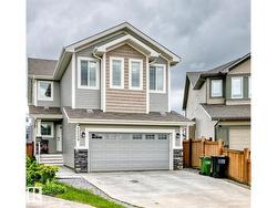 1239 24 AV NW  Edmonton, AB T6T 2E4