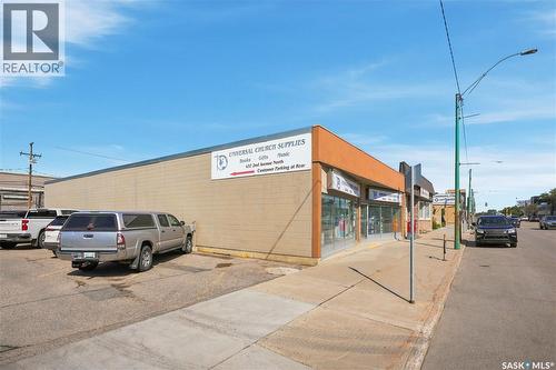437 / 439 2Nd Avenue N, Saskatoon, SK 