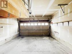 Garage - 