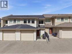 1990 Pacific Way Unit# 20  Kamloops, BC V1S 1W3