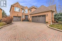 2819 DUNCAIRN DRIVE  Mississauga, ON L5M 5C6