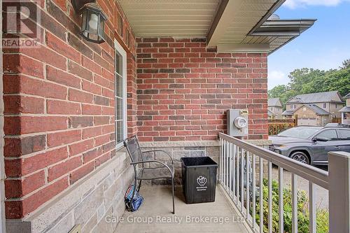 717 CRAWFORD CRESCENT , Woodstock (Woodstock - South), Ontario N4S 8Z5 2